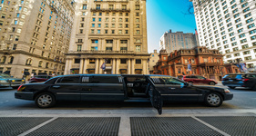 1-6 passenger limo to DIA airport in Highlands Ranch, CO